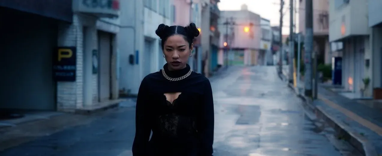 Awich - Queendom (Prod. Chaki Zulu)